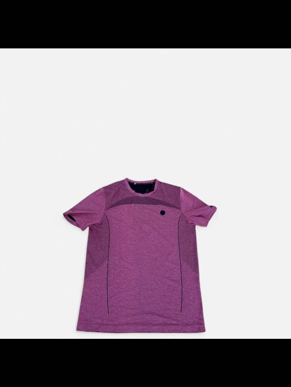 Under amour rush seamless fitted short sleeve t shirt L Magenta
